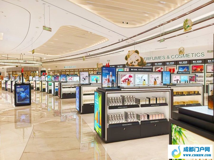 成都天府国际机场口岸进境免税店开业